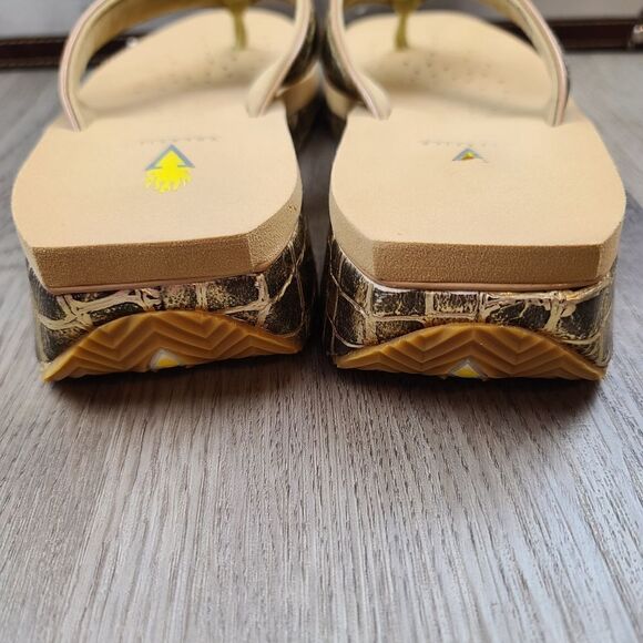 Volatile Slip On Sandals size 11 - Picture 6 of 11